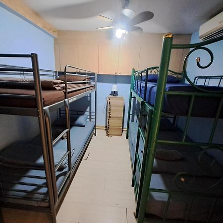 Sura Hostel Bangkok Near Mrt Phra Ram 9 Εξωτερικό φωτογραφία