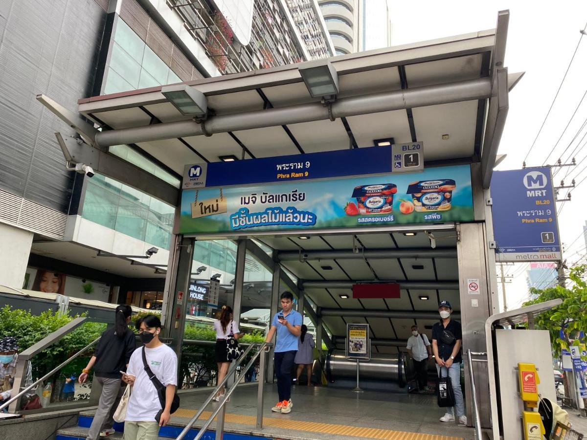 Sura Hostel Bangkok Near Mrt Phra Ram 9 Εξωτερικό φωτογραφία
