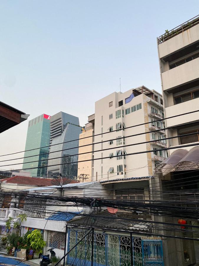 Sura Hostel Bangkok Near Mrt Phra Ram 9 Εξωτερικό φωτογραφία
