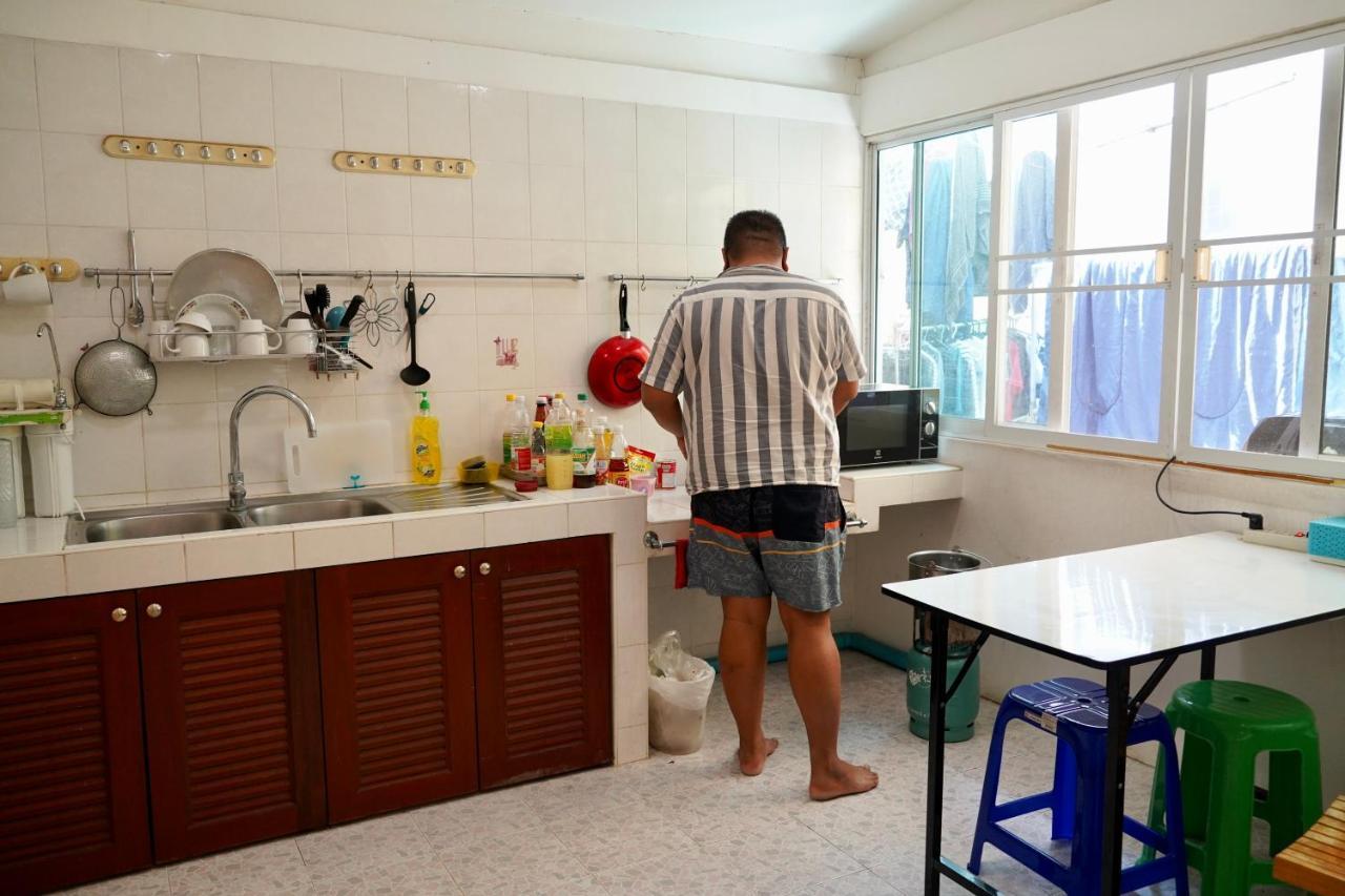 Sura Hostel Bangkok Near Mrt Phra Ram 9 Εξωτερικό φωτογραφία