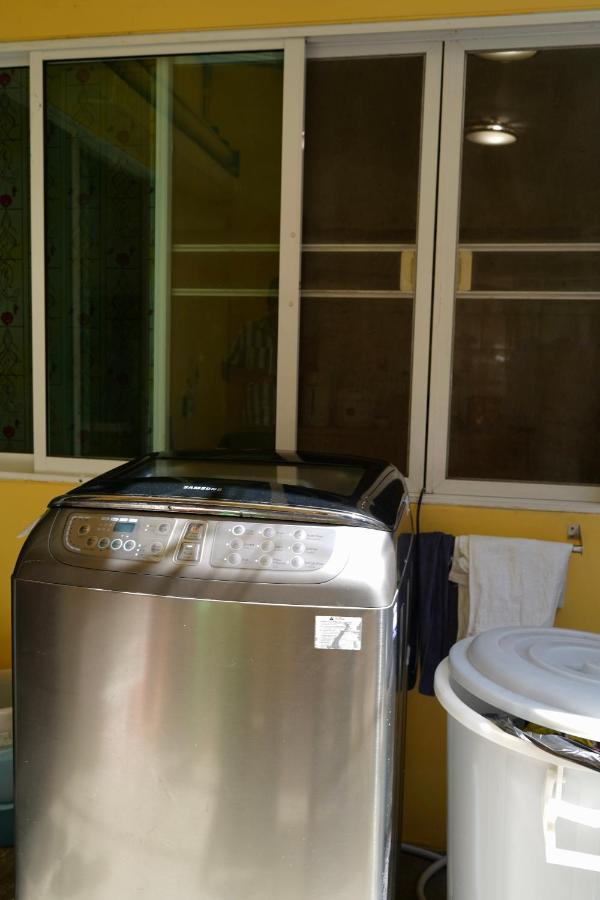 Sura Hostel Bangkok Near Mrt Phra Ram 9 Εξωτερικό φωτογραφία