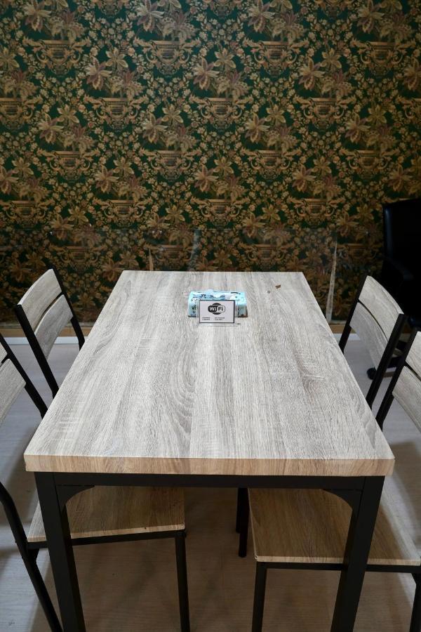 Sura Hostel Bangkok Near Mrt Phra Ram 9 Εξωτερικό φωτογραφία