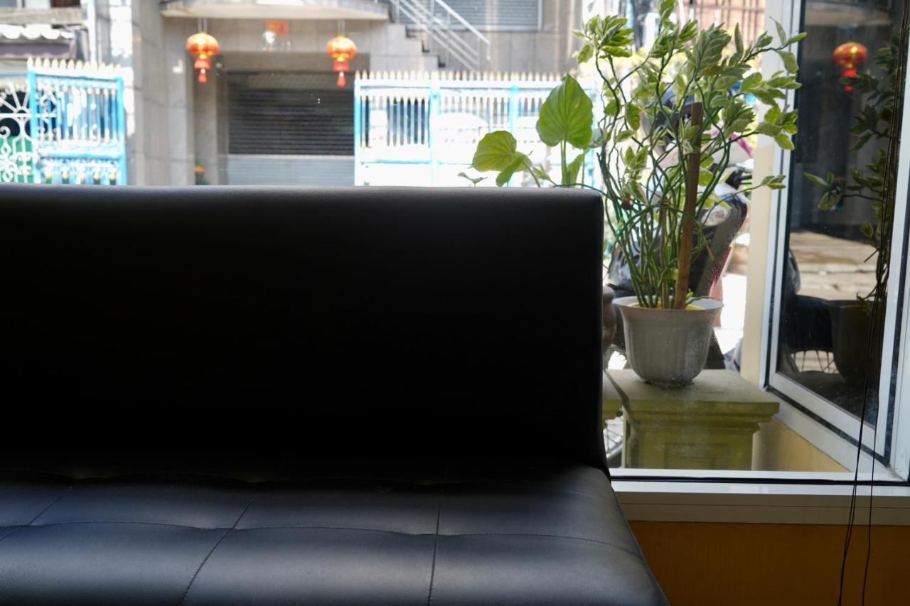 Sura Hostel Bangkok Near Mrt Phra Ram 9 Εξωτερικό φωτογραφία