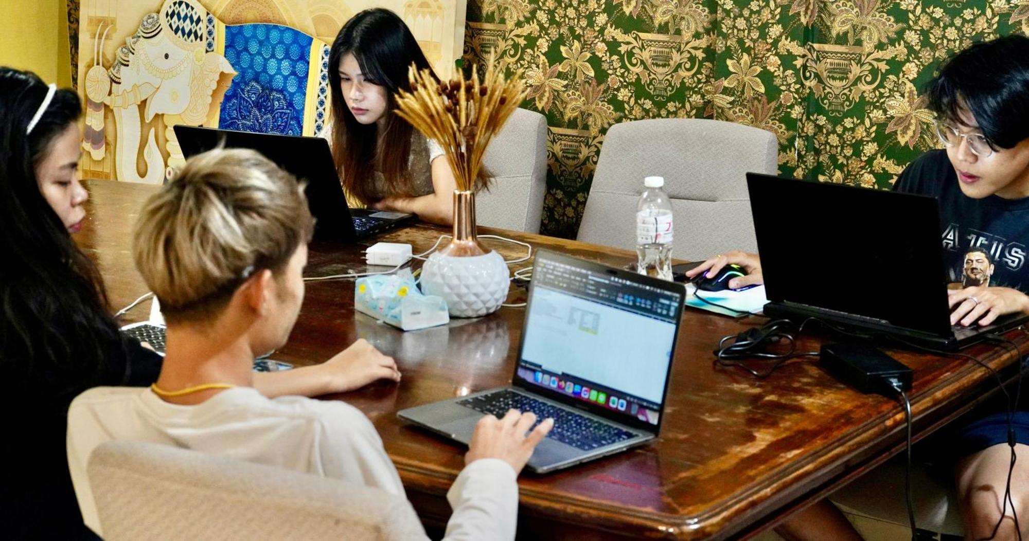 Sura Hostel Bangkok Near Mrt Phra Ram 9 Εξωτερικό φωτογραφία